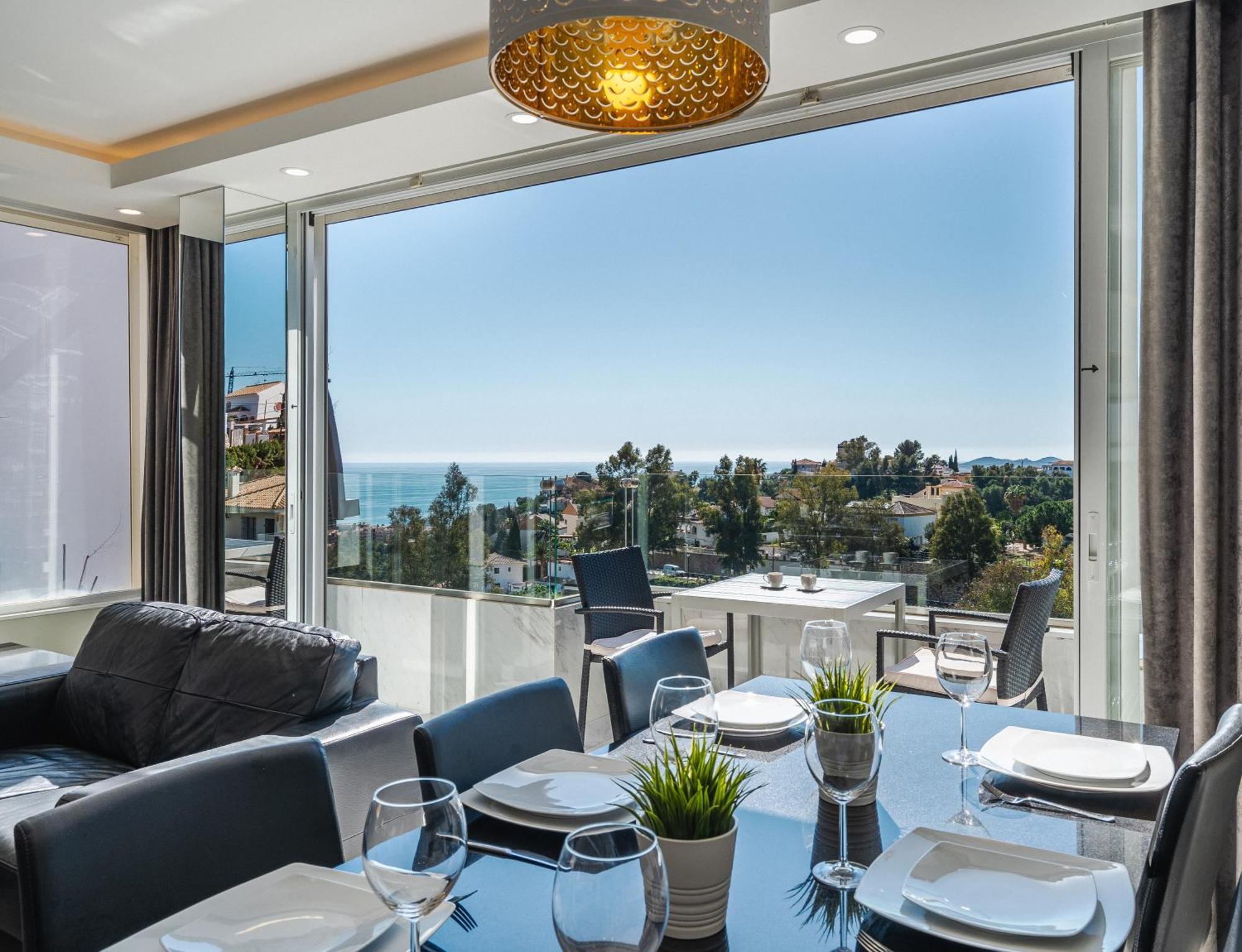 Private Luxurious Hillside Villa With Pool & Sea Views For 8 To 10 Ppl Fuengirola Buitenkant foto