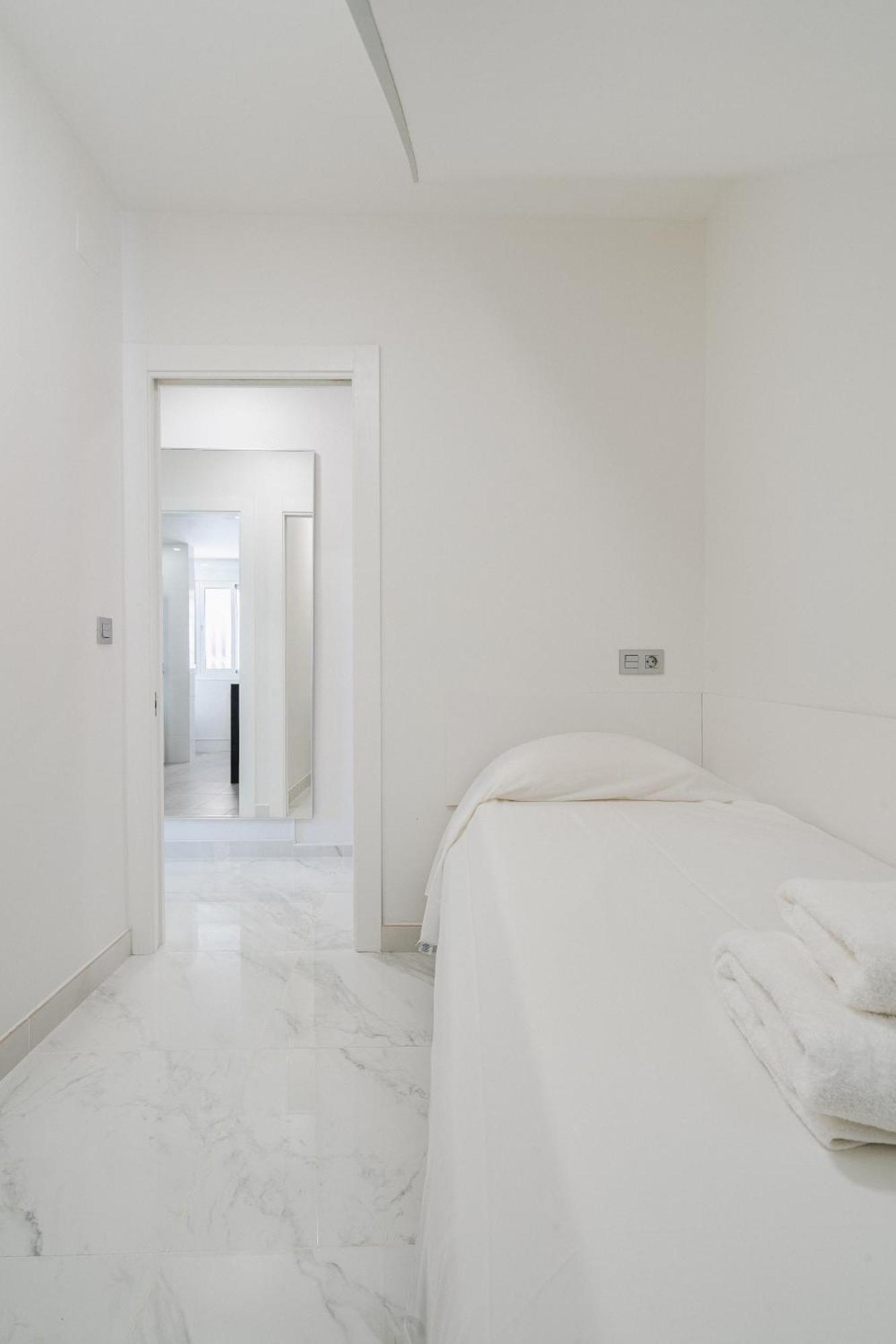Private Luxurious Hillside Villa With Pool & Sea Views For 8 To 10 Ppl Fuengirola Buitenkant foto