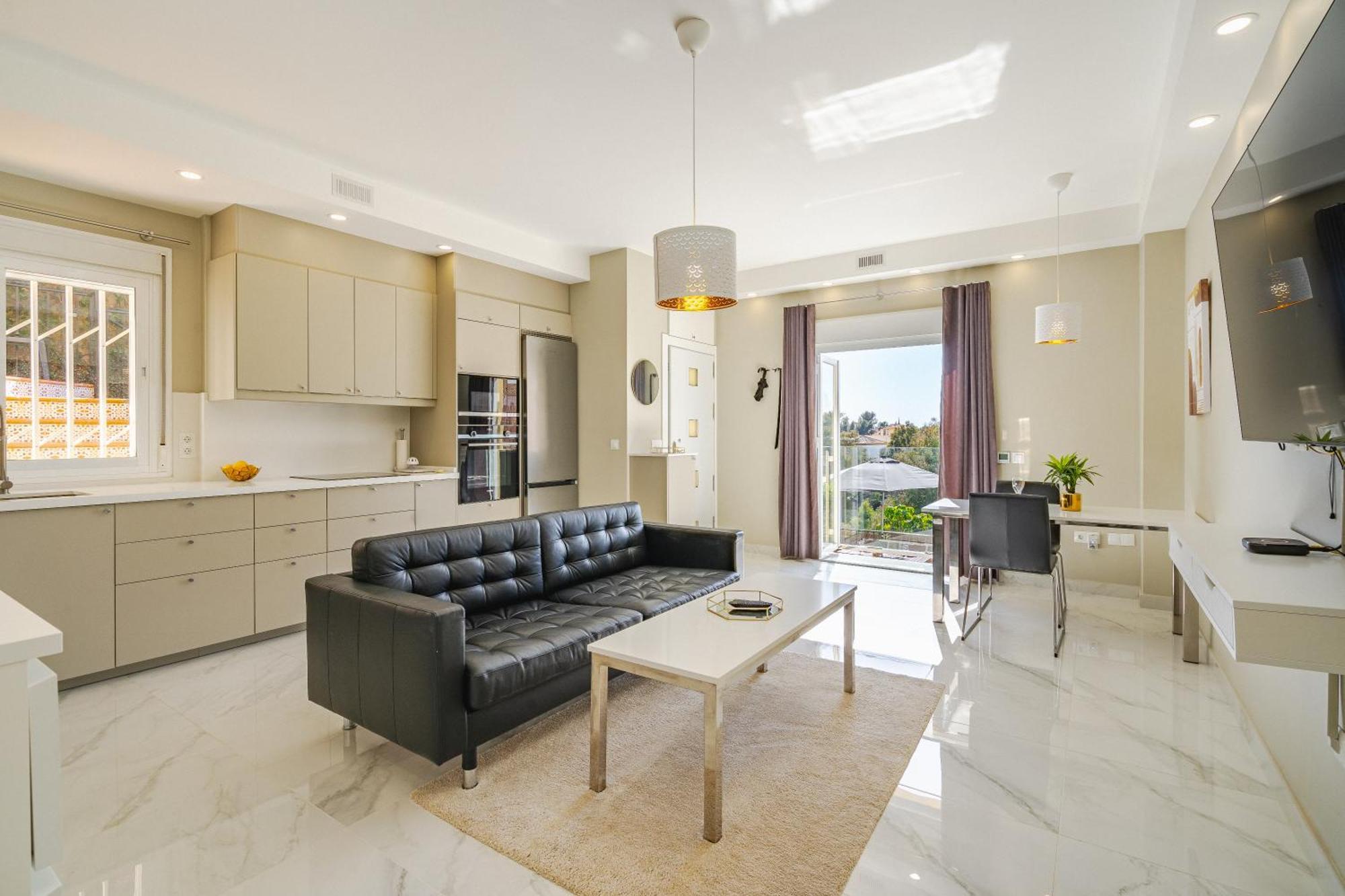 Private Luxurious Hillside Villa With Pool & Sea Views For 8 To 10 Ppl Fuengirola Buitenkant foto